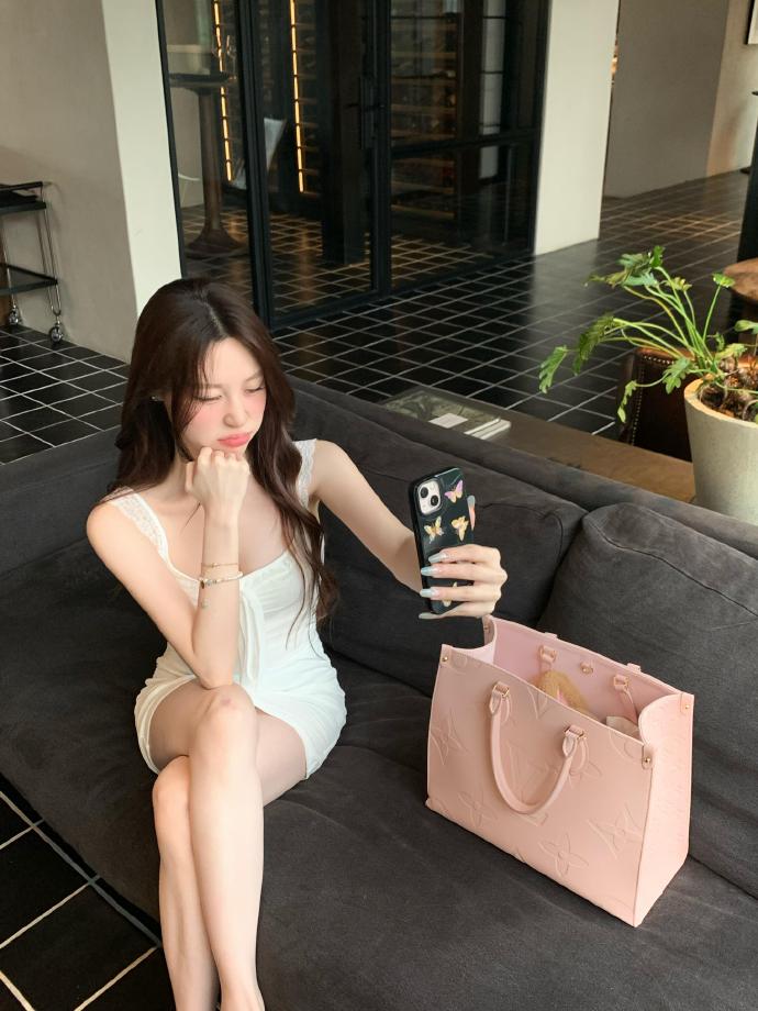 御梦子vlog|圣诞特辑vlog-主题记录·光影散步封面